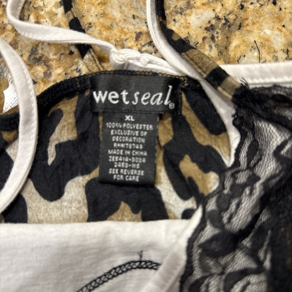 Leopard Print Lace Trim Cami Top - Picture 3 of 4